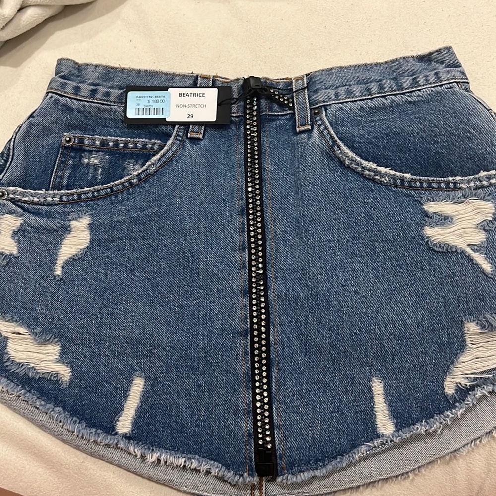 LF skirt